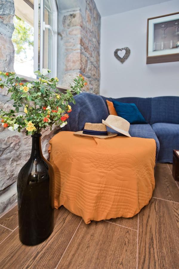 Villa Don Dan Zrnovnica Bagian luar foto