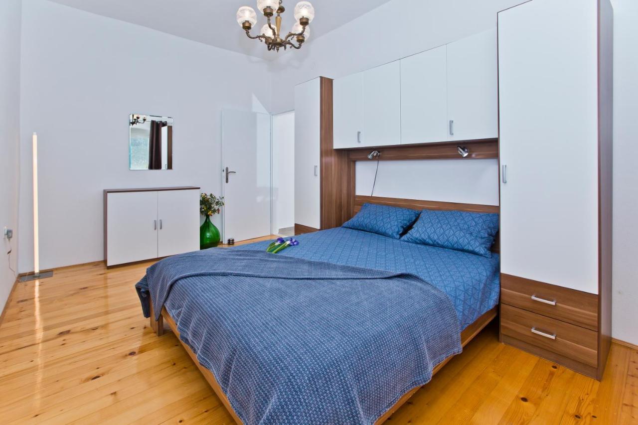 Villa Don Dan Zrnovnica Bagian luar foto